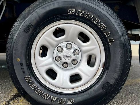 Used 2017 Nissan Frontier S image 22