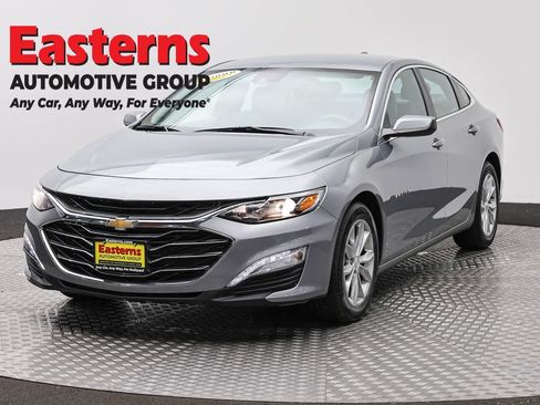 Used 2024 Chevrolet Malibu LT FWD image 1