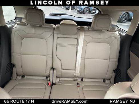 Used 2023 Lincoln Corsair AWD image 15