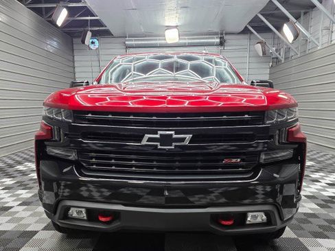 Used 2021 Chevrolet Silverado 1500 LT Trail Boss w/ Bed Protection Package AWD/4WD image 4