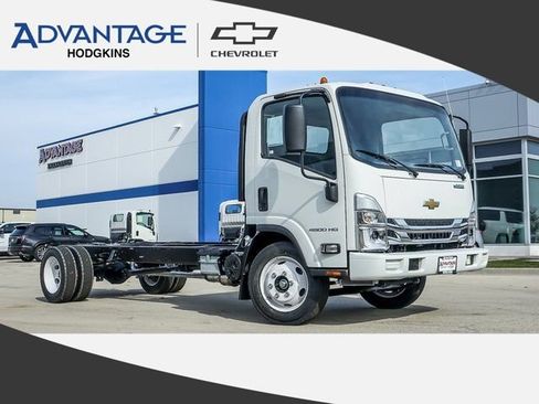 New 2025 Chevrolet Low Cab Forward RWD image 1