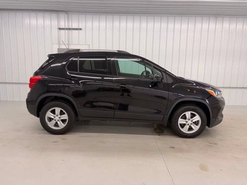 Used 2021 Chevrolet Trax LT AWD/4WD image 6