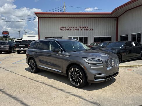 Used 2022 Lincoln Aviator Reserve w/ Equipment Group 201A AWD/4WD image 1
