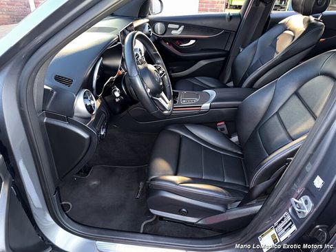Used 2021 Mercedes-Benz GLC 300 4MATIC image 24
