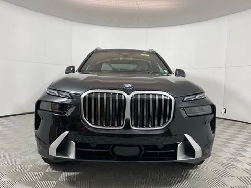 New 2026 BMW X7 xDrive40i w/ Premium Package image 2