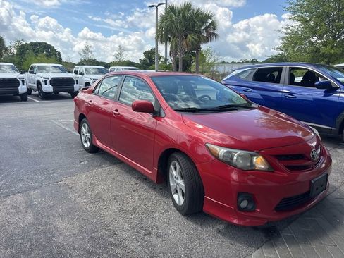 Used 2011 Toyota Corolla S image 2