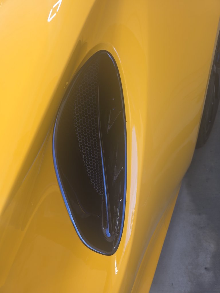 Used 2025 Lotus Emira RWD image 22