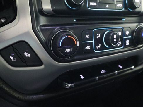 Used 2019 GMC Sierra 1500 SLE w/ SLE Value Package image 16