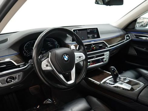 Used 2020 BMW 745e xDrive image 15