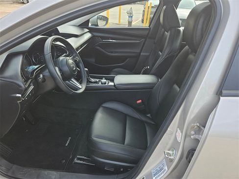 Used 2025 MAZDA MAZDA3 s image 9