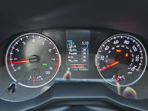 Used 2021 Toyota RAV4 XLE Premium FWD image 19
