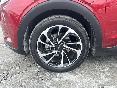 Used 2023 Chevrolet Bolt EUV Premier image 10