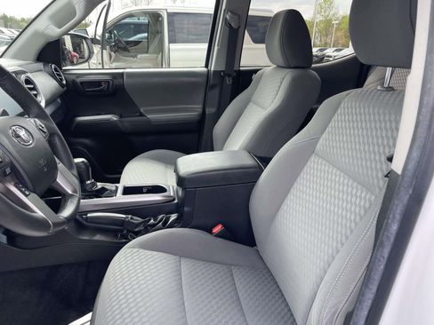 Used 2023 Toyota Tacoma SR5 w/ Technology Package image 22