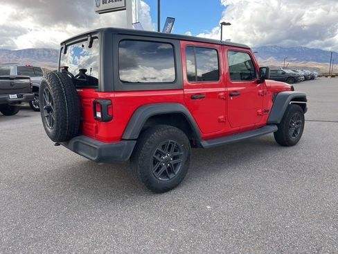 Used 2024 Jeep Wrangler Sport S image 3