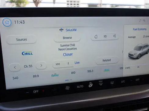 Used 2023 Ford Escape ST-Line Select w/ Tech Pack #2 AWD/4WD image 5