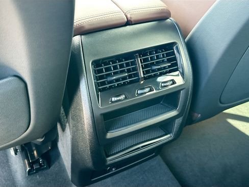 New 2026 BMW X5 sDrive40i w/ M Sport Package image 19