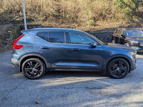 Used 2020 Volvo XC40 T5 Inscription image 8
