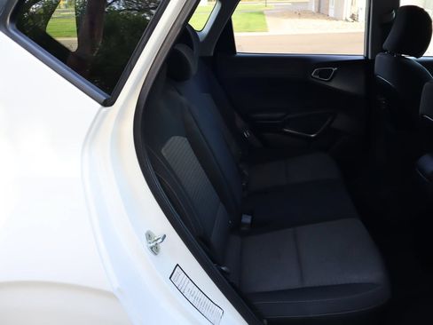 Used 2021 Kia Soul S FWD image 21