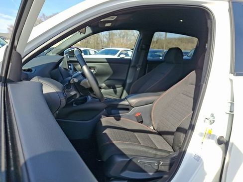 Used 2024 Honda HR-V Sport image 14