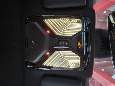 Used 2023 BMW i4 eDrive35 w/ Premium Package image 28