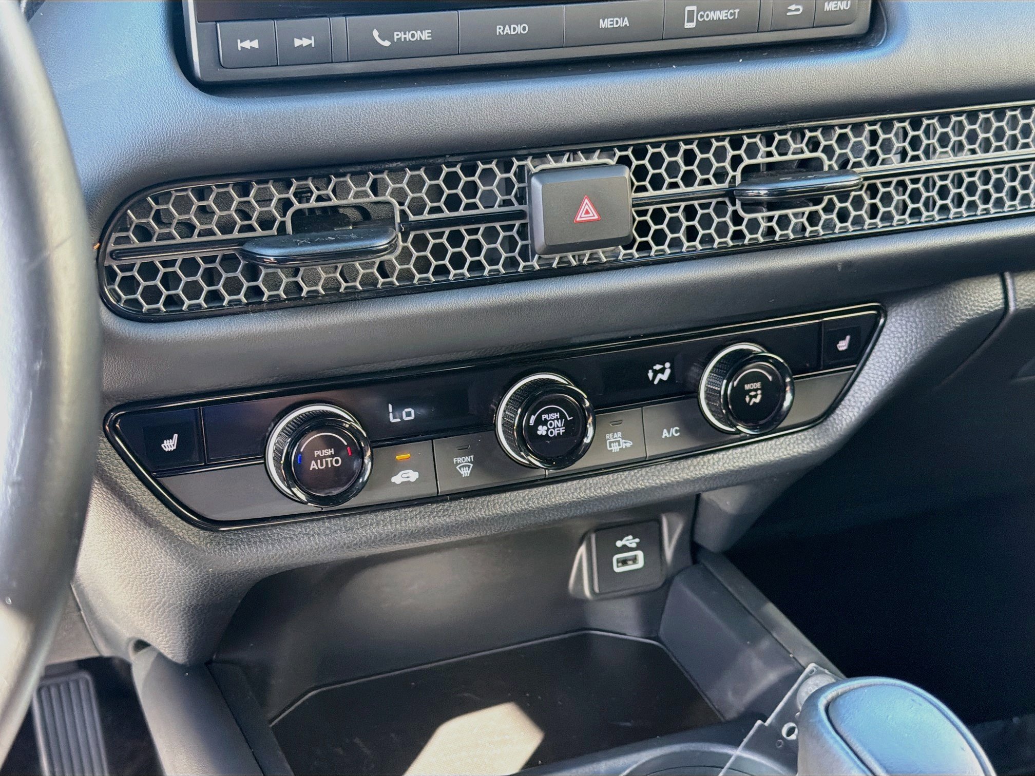 Certified 2025 Honda HR-V Sport image 14