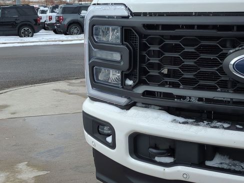 Used 2023 Ford F250 Lariat w/ Lariat Ultimate Package image 24