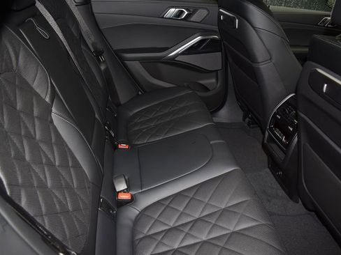 New 2026 BMW X6 xDrive40i w/ Climate Comfort Package image 21