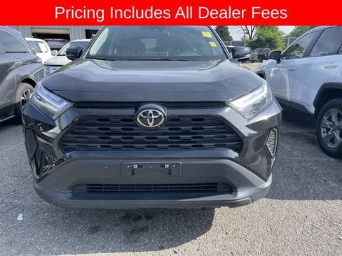 Used 2024 Toyota RAV4 XLE AWD/4WD image 13
