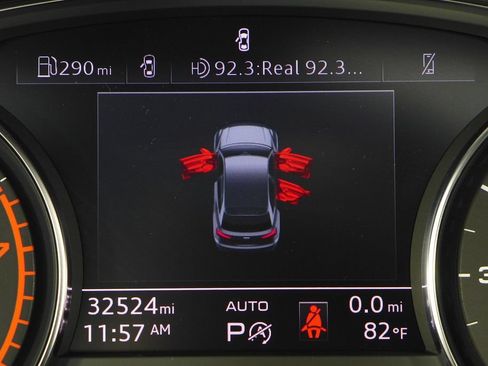 Used 2023 Audi Q5 2.0T Premium w/ Convenience Package AWD/4WD image 32