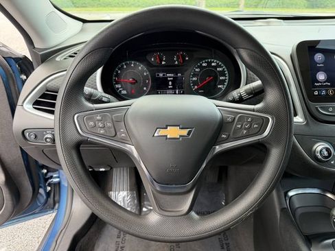 Used 2024 Chevrolet Malibu LT FWD image 14