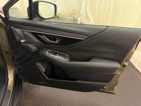 Certified 2023 Subaru Outback Limited image 29