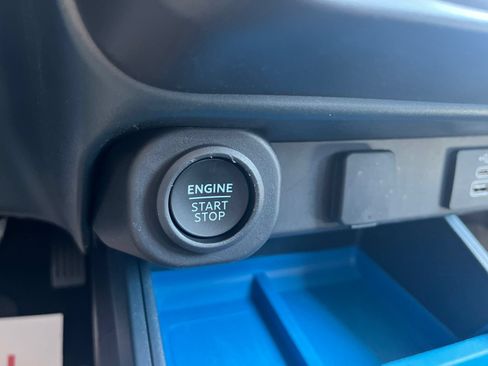 Certified 2026 Ford Maverick XLT w/ XLT Luxury Package FWD image 24