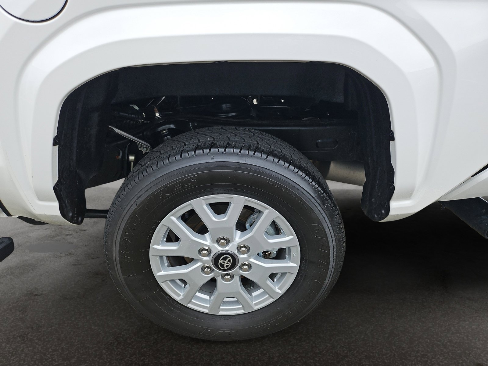 Used 2025 Toyota Tacoma SR5 RWD image 46
