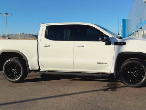 Used 2024 GMC Sierra 1500 Elevation w/ Elevation Premium Package image 9