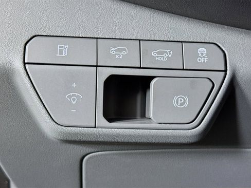 New 2026 Kia EV9 Wind image 10