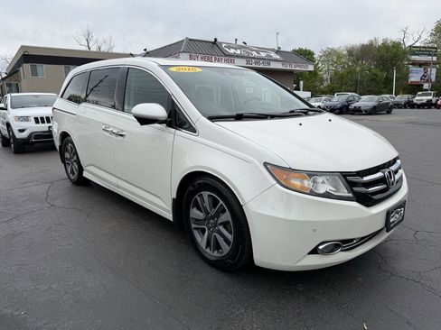 Used 2016 Honda Odyssey Touring image 4