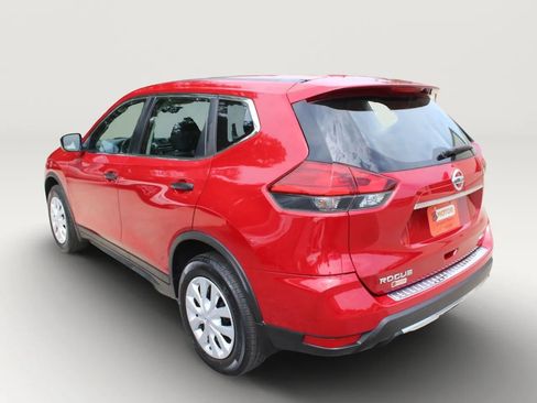 Used 2017 Nissan Rogue S AWD/4WD image 6