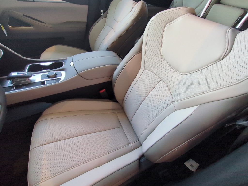Certified 2027 INFINITI QX60 Luxe w/ Cargo Package FWD image 12