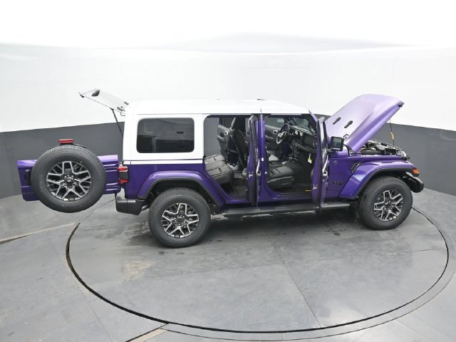 New 2026 Jeep Wrangler Unlimited Sahara w/ Whitecap Package AWD/4WD image 71