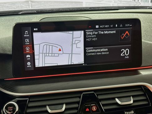 Used 2023 BMW 530i xDrive w/ Premium Package AWD/4WD image 19