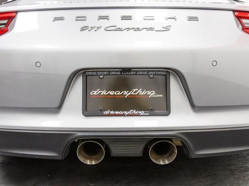 Used 2018 Porsche 911 Carrera S w/ Sport Package image 13