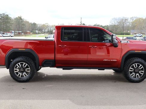 Used 2022 GMC Sierra 2500 AT4 image 4
