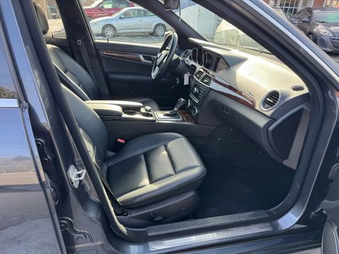 Used 2013 Mercedes-Benz C 300 4MATIC Sedan image 13