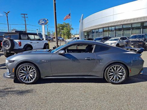 Certified 2025 Ford Mustang GT Premium image 2