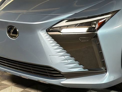 Certified 2024 Lexus RZ 450e Premium w/ Accessory Package (2T) image 3