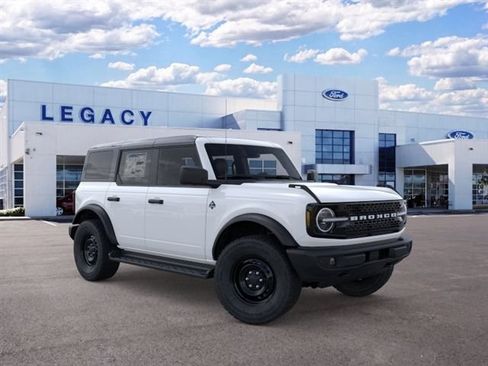 New 2026 Ford Bronco Outer Banks AWD/4WD image 7