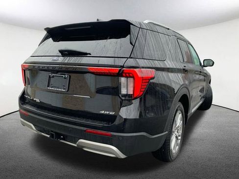 Certified 2025 Ford Explorer Platinum image 16