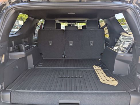 New 2026 Toyota 4Runner Limited AWD/4WD image 6