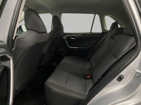 Used 2025 Toyota RAV4 XLE AWD/4WD image 26