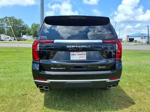 New 2026 GMC Yukon Denali w/ LPO, Floor Liner Package AWD/4WD image 6